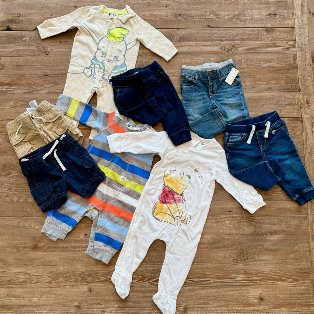 Gap Kids Clothes (6-12 months)
